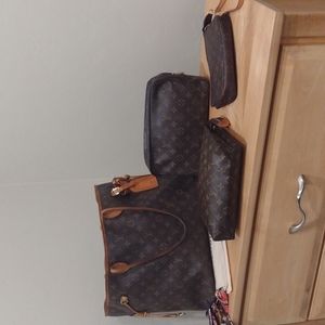 Louis Vuitton Neverfull GM & company